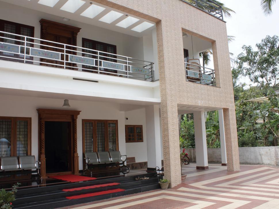 Periyar Villa Home Stay - Thekkady Exterior photo
